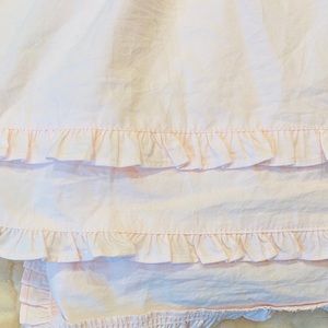Ruffle crib skirt